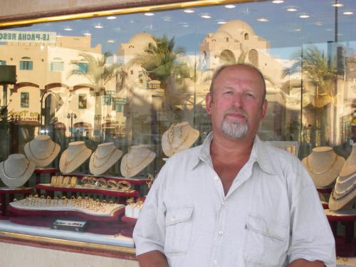 Владимир,74года,Москва