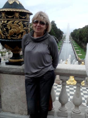 lena,67лет,Санкт-Петербург