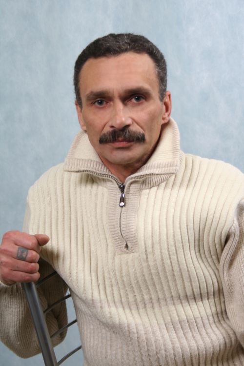 Виталий,67лет,Курган