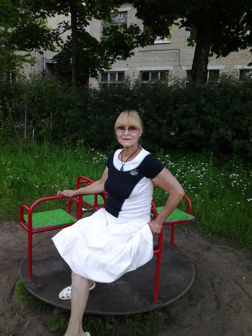алена,72года,Санкт-Петербург